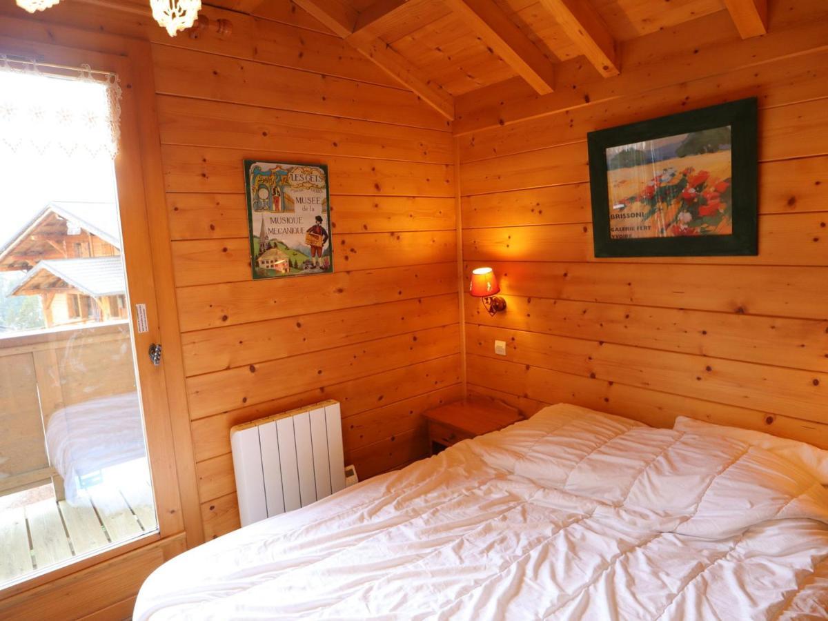 Chalet Cosy Aux Gets, Proche Du Lac Avec Sauna Et Parking Prive - Fr-1-623-58 Les Gets Luaran gambar